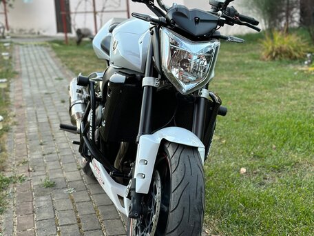 2008 Yamaha FZ1, белый, 650000 рублей, вид 2