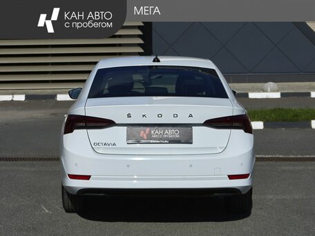 2021 Skoda Octavia IV (A8), белый, 2143000 рублей, вид 4