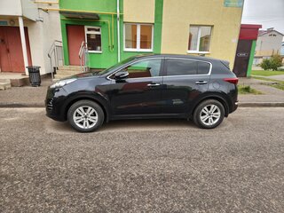 2018 Kia Sportage IV Рестайлинг, чёрный, 1720000 рублей, вид 4