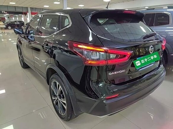 2021 Nissan Qashqai II Рестайлинг, чёрный - вид 3