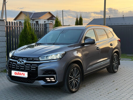 2023 Chery Tiggo 8 I Рестайлинг, серый, 1850000 рублей, вид 4