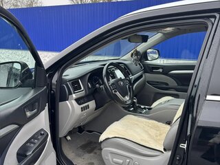 2018 Toyota Highlander III (XU50) Рестайлинг, чёрный, 3600000 рублей, вид 5