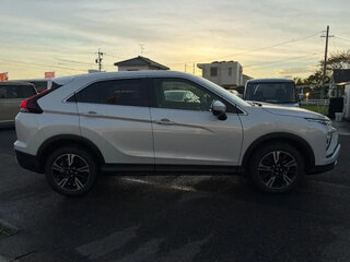 2023 Mitsubishi Eclipse Cross I Рестайлинг, белый, 1840000 рублей, вид 4