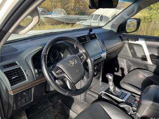 2020 Toyota Land Cruiser Prado 150 Series Рестайлинг 3, белый, 6500000 рублей, вид 5