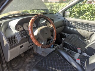 1992 Mitsubishi Space Runner I, чёрный, 260000 рублей, вид 4