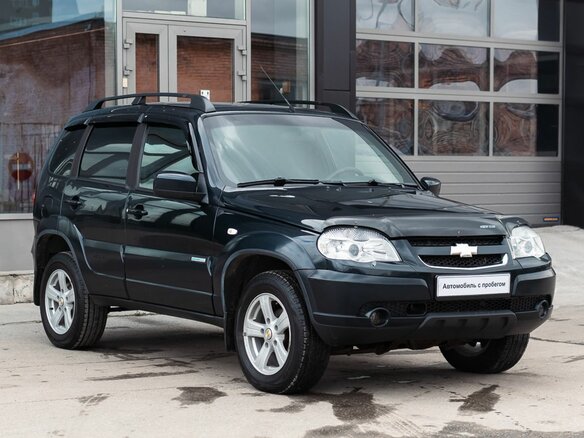 2014 Chevrolet Niva I Рестайлинг, чёрный - вид 2