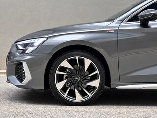 2023 Audi A3 35 TFSI IV (8Y), серый, 1945000 рублей, вид 3
