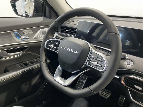 2026 Jetour X70+ I Рестайлинг, чёрный, 3099000 рублей - вид 11