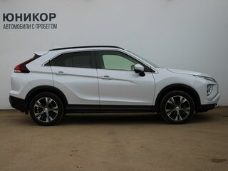 2021 Mitsubishi Eclipse Cross I Рестайлинг, белый, 2419000 рублей, вид 4