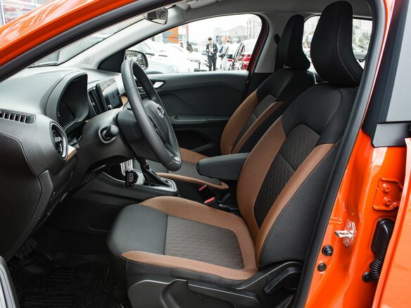 2026 Lada (ВАЗ) Iskra SW Cross, оранжевый, 1672000 рублей - вид 13