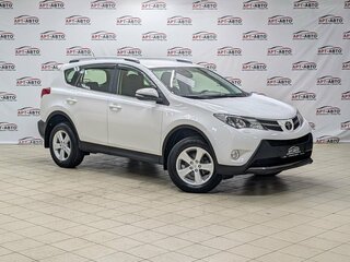 2014 Toyota RAV4 IV (XA40), белый, 2079000 рублей, вид 3