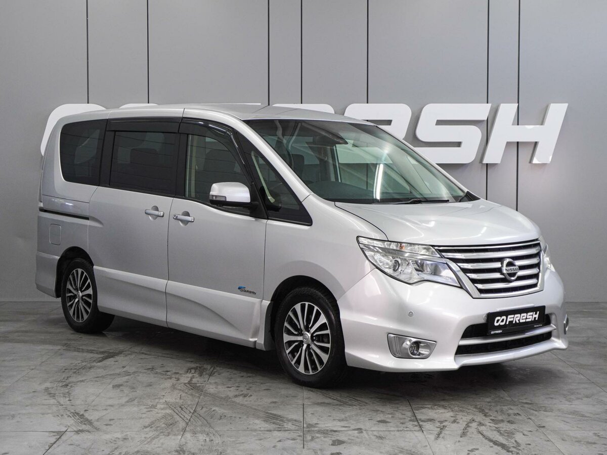 Открыть фотографии: Nissan Serena IV (C26)
