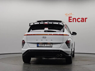 2023 Hyundai Kona II (SX2), белый, 2000000 рублей, вид 4