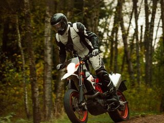 2014 KTM 690 SMC R, белый, 500000 рублей, вид 1