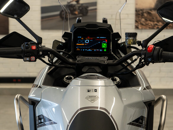 2026 Zontes ZT703-F, белый, 989990 рублей - вид 9