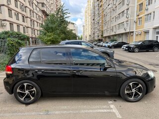 2011 Volkswagen Golf VI, чёрный, 999999 рублей, вид 4