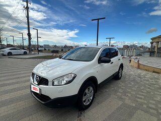 2011 Nissan Qashqai I Рестайлинг, белый, 930000 рублей, вид 2