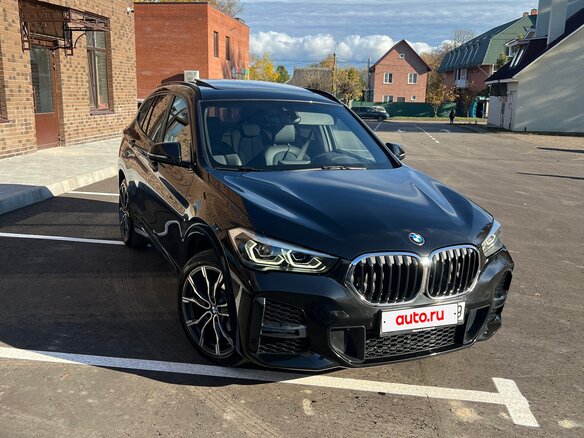 2022 BMW X1 16d sDrive II (F48) Рестайлинг, чёрный, 2550000 рублей - вид 5