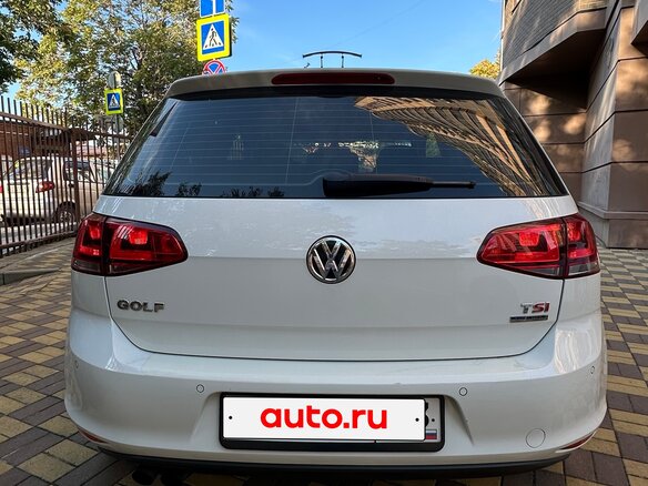 2013 Volkswagen Golf VII, белый, 1550000 рублей - вид 4