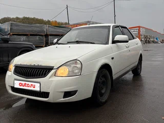 2013 Lada (ВАЗ) Priora I Рестайлинг, белый, 380000 рублей, вид 2