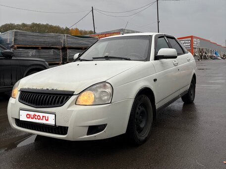 2013 Lada (ВАЗ) Priora I Рестайлинг, белый, 380000 рублей, вид 2