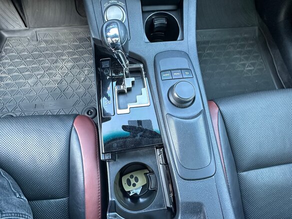 2015 Lexus ES 250 VI, белый, 2350000 рублей - вид 9