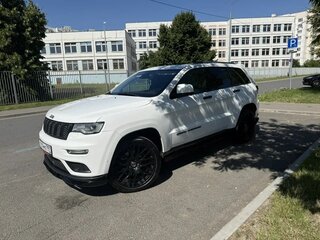 2018 Jeep Grand Cherokee IV (WK2) Рестайлинг, белый, 3800000 рублей, вид 3