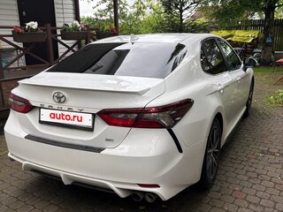 2022 Toyota Camry VIII (XV70) Рестайлинг, белый, 2990000 рублей, вид 5