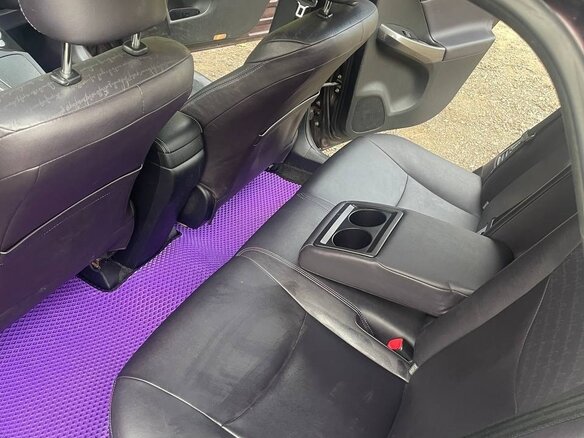 2013 Toyota Prius III Рестайлинг (XW30), фиолетовый, 950000 рублей - вид 30