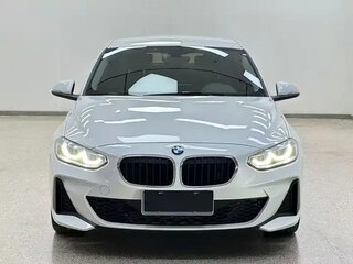 2022 BMW 1 серии 120i III (F52) Рестайлинг, белый, 1530000 рублей, вид 2