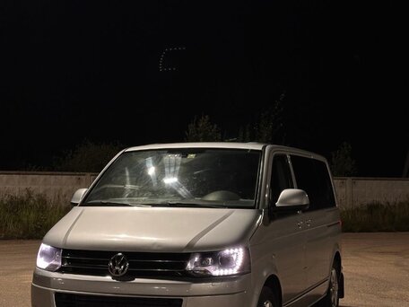2014 Volkswagen Multivan T5 Рестайлинг, серебристый, 2399000 рублей, вид 1