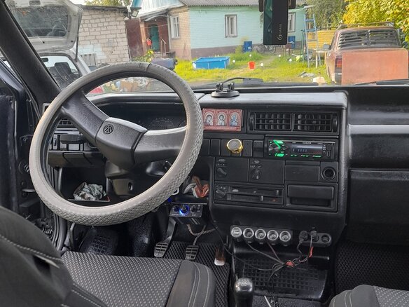1993 Volkswagen Caravelle T4, чёрный, 205000 рублей - вид 5