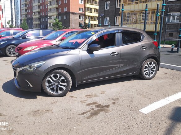 2017 Mazda Demio IV (DJ), серый, 930000 рублей - вид 5