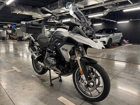 2023 BMW R 1250 GS, белый, 2000000 рублей, вид 2