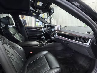 2019 BMW 5 серии 530i VII (G30/G31/G38), синий, 4650000 рублей, вид 5