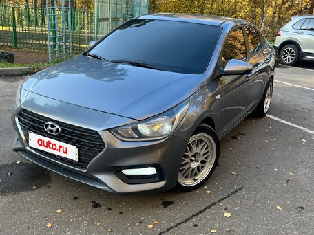 2017 Hyundai Solaris II, серый, 890000 рублей, вид 1