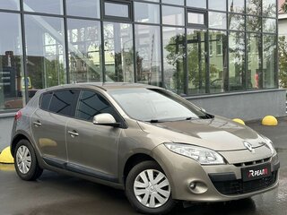 2011 Renault Megane III, золотистый, 569000 рублей, вид 4