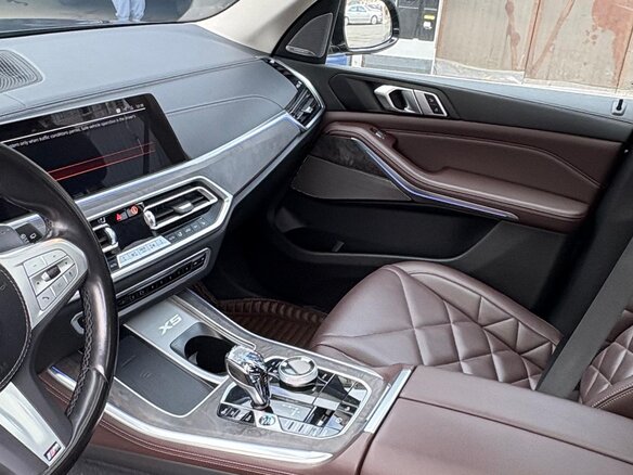 2022 BMW X5 Long 30Li IV (G05/G18), чёрный, 6700000 рублей - вид 6