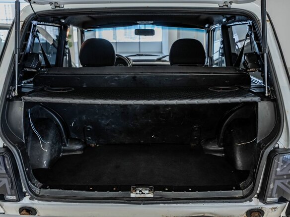 2014 Lada (ВАЗ) 2121 (4x4) I Рестайлинг, белый, 325000 рублей - вид 8