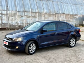 2013 Volkswagen Polo V, синий, 897000 рублей, вид 4