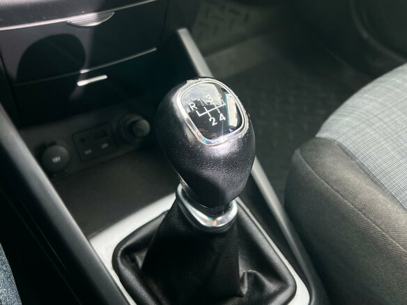 2010 Kia Ceed I Рестайлинг, бежевый, 820000 рублей - вид 11