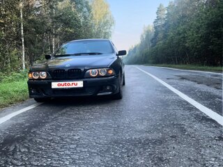 2002 BMW 5 серии 530i IV (E39) Рестайлинг, чёрный, 750000 рублей, вид 3