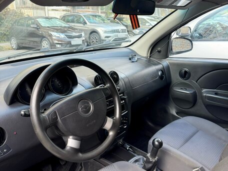 2006 Chevrolet Aveo I, серебристый, 350000 рублей, вид 2