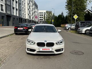 2017 BMW 1 серии 118i II (F20/F21) Рестайлинг 2, белый, 1690000 рублей, вид 3