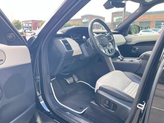 2021 Land Rover Discovery P360 V Рестайлинг, чёрный, 7500000 рублей, вид 5