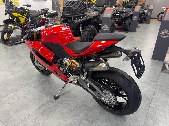 2025 Ducati Panigale V2, красный, 1989000 рублей - вид 7