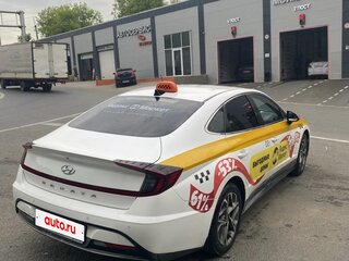 2021 Hyundai Sonata VIII (DN8), белый, 1400000 рублей, вид 3