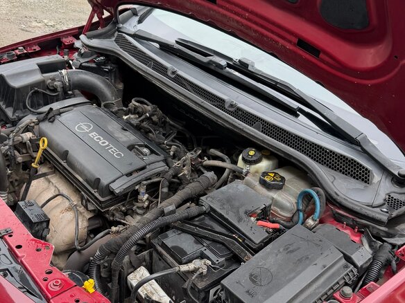 2011 Opel Astra J, красный, 610000 рублей - вид 11