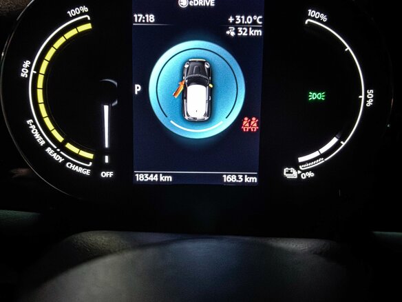 2023 Mini Hatch Cooper III (F55/F56) Рестайлинг 2, красный, 3450200 рублей - вид 11
