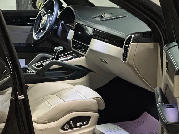 2020 Porsche Cayenne III, чёрный, 7250000 рублей - вид 7